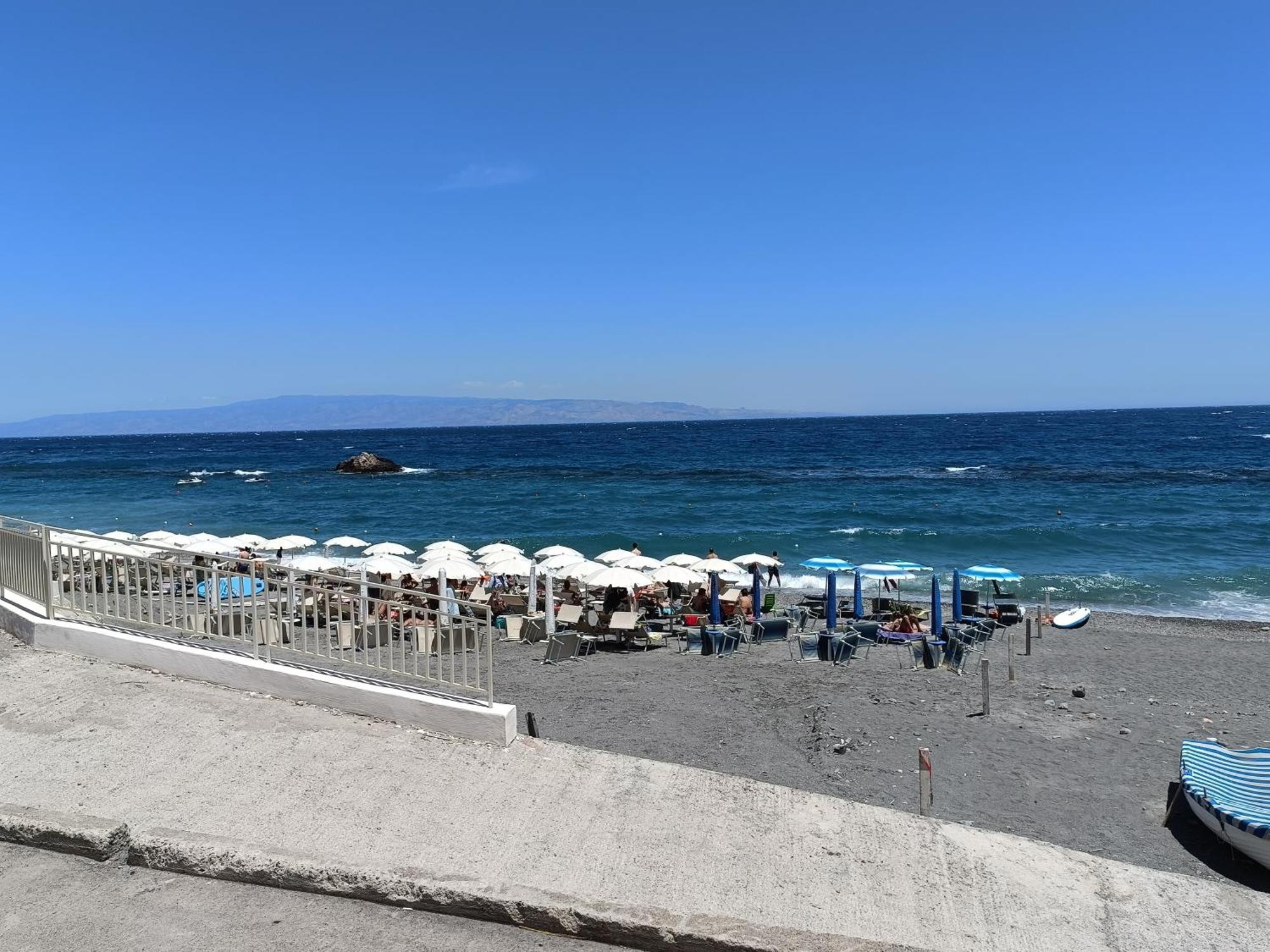 Casa Vacanze Margarita SantʼAlessio Siculo Exteriér fotografie