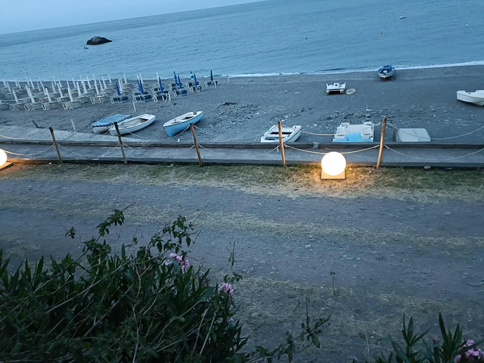 Casa Vacanze Margarita SantʼAlessio Siculo Exteriér fotografie